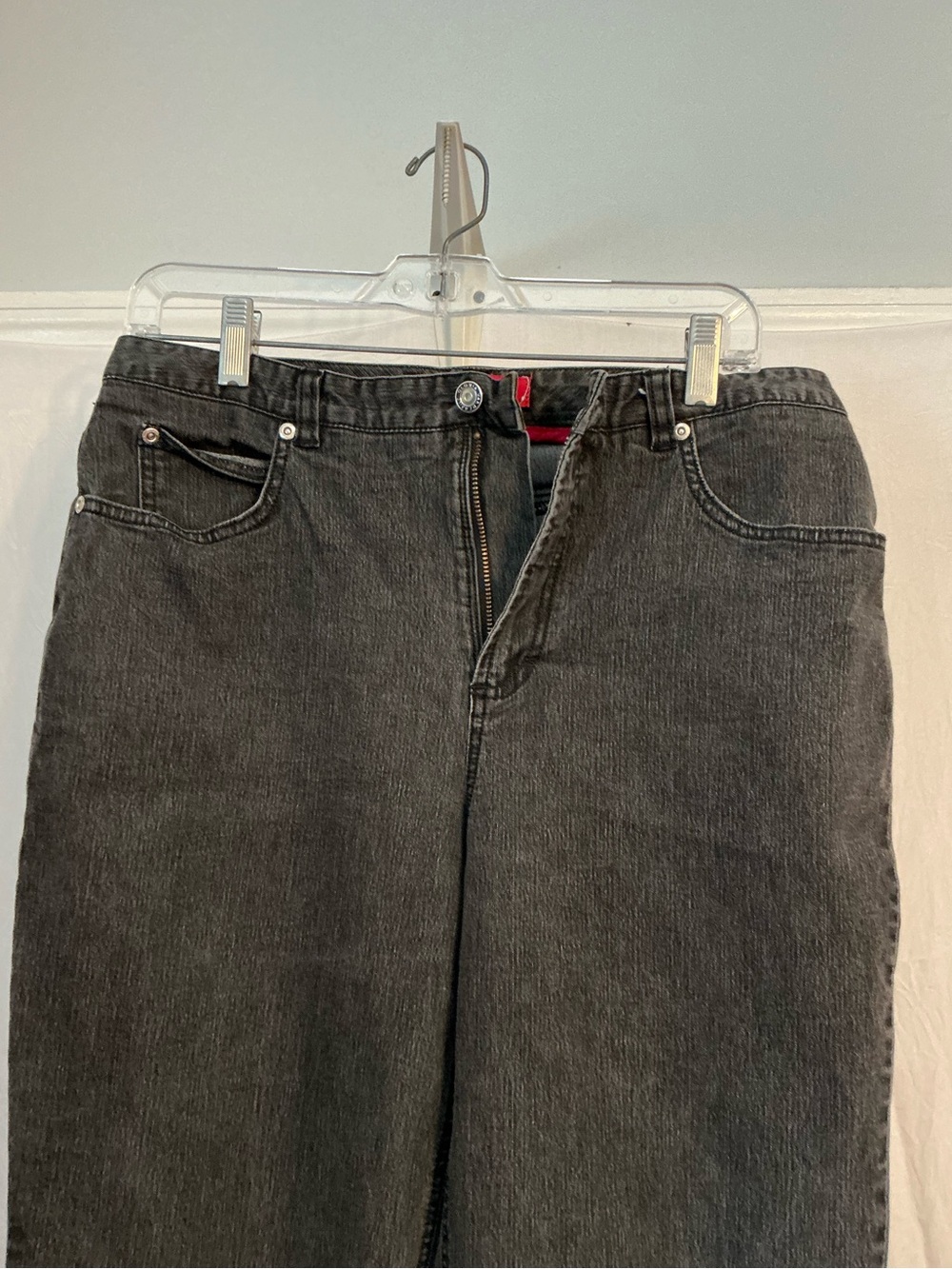 Gloria Vanderbilt High-Rise Black Wash Jeans